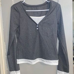 Cute 2000’s styled shirt